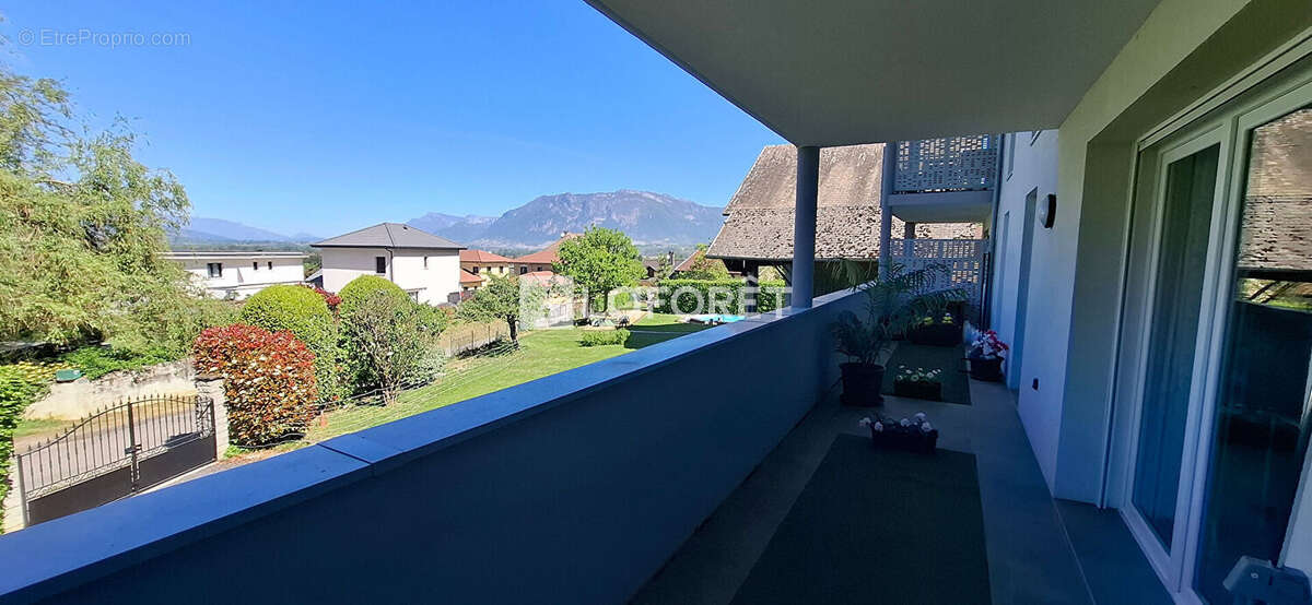 Appartement à LAISSAUD
