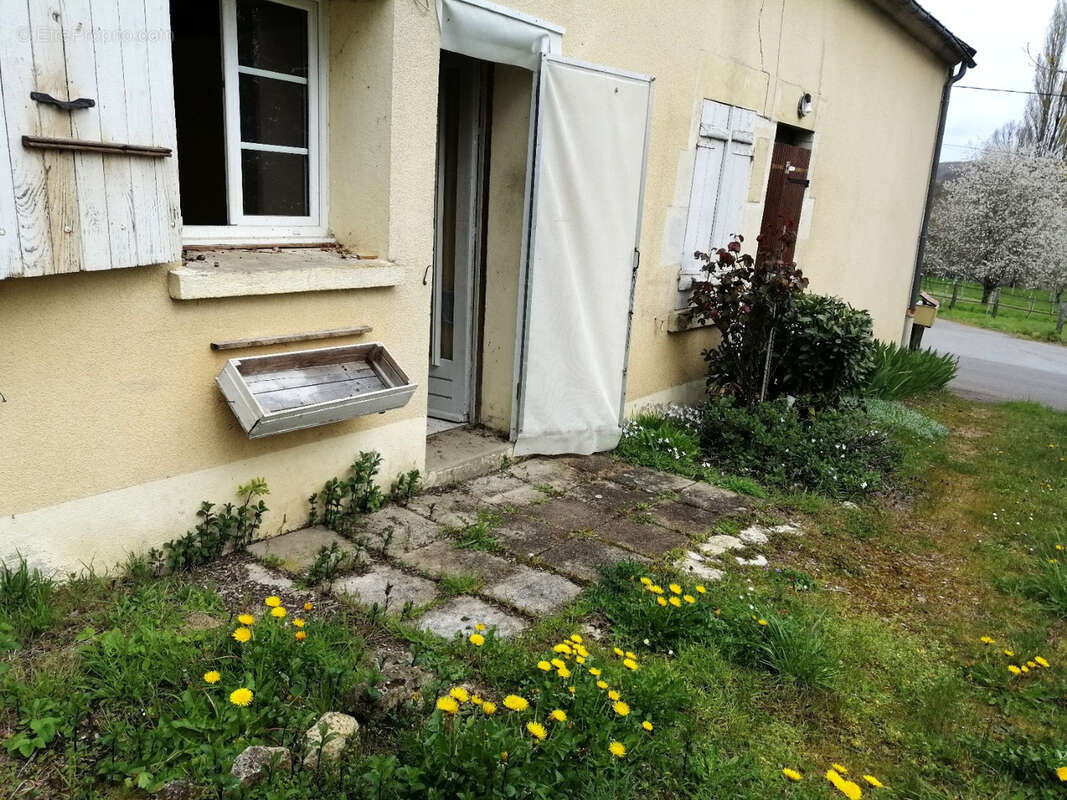 Maison à PARIGNY-LES-VAUX