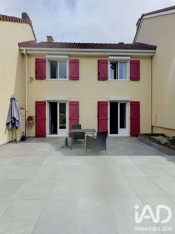 Maison 100 m² à Saint-Etienne-Au-Mont  - photo 8