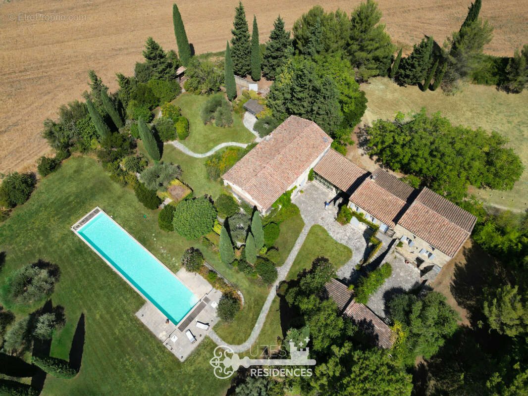 Mas de caractère avec domaine de 2,46 hectares et piscine à 8 km d'Uzès - photo 20