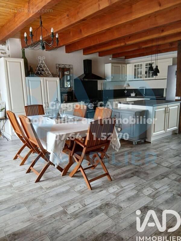 Photo 1 - Maison à TOULX-SAINTE-CROIX