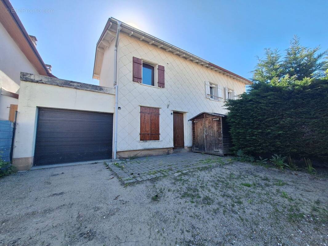 Appartement à GOLBEY