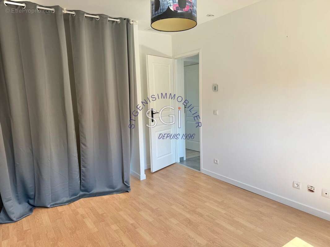 Maison à VILLELONGUE-DELS-MONTS