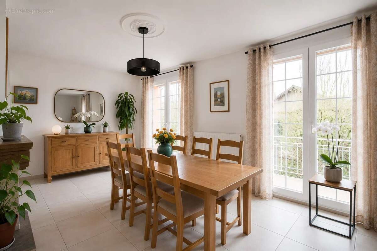 Maison à CHAMPENOUX