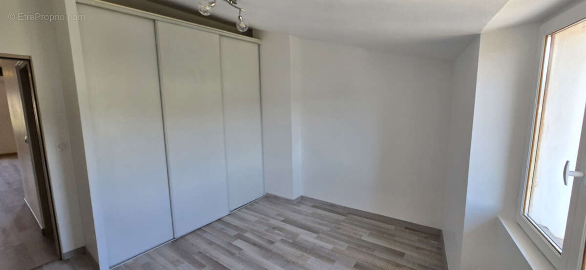Superbe loft T4 neuf de 99 m2 - photo 9