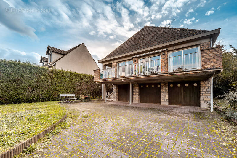 Maison à RIS-ORANGIS