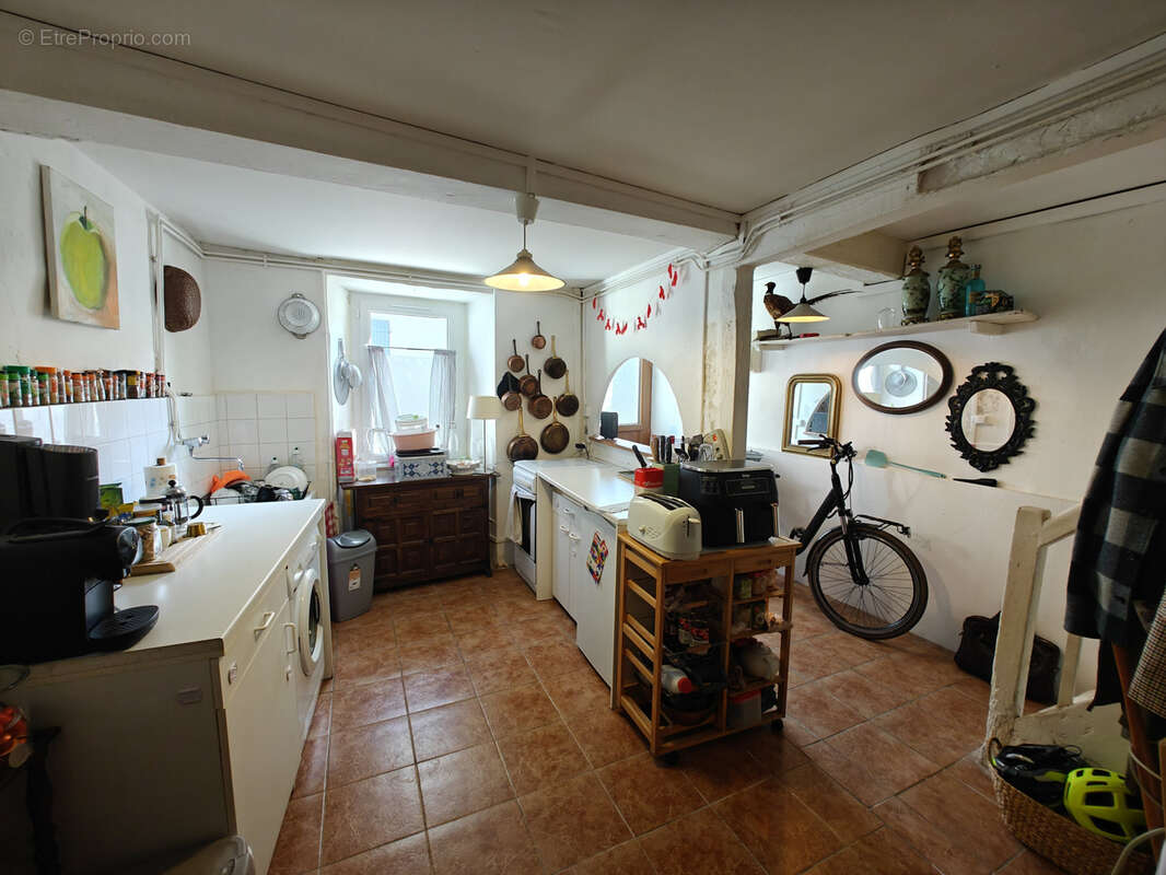 Maison à BELVEZE-DU-RAZES