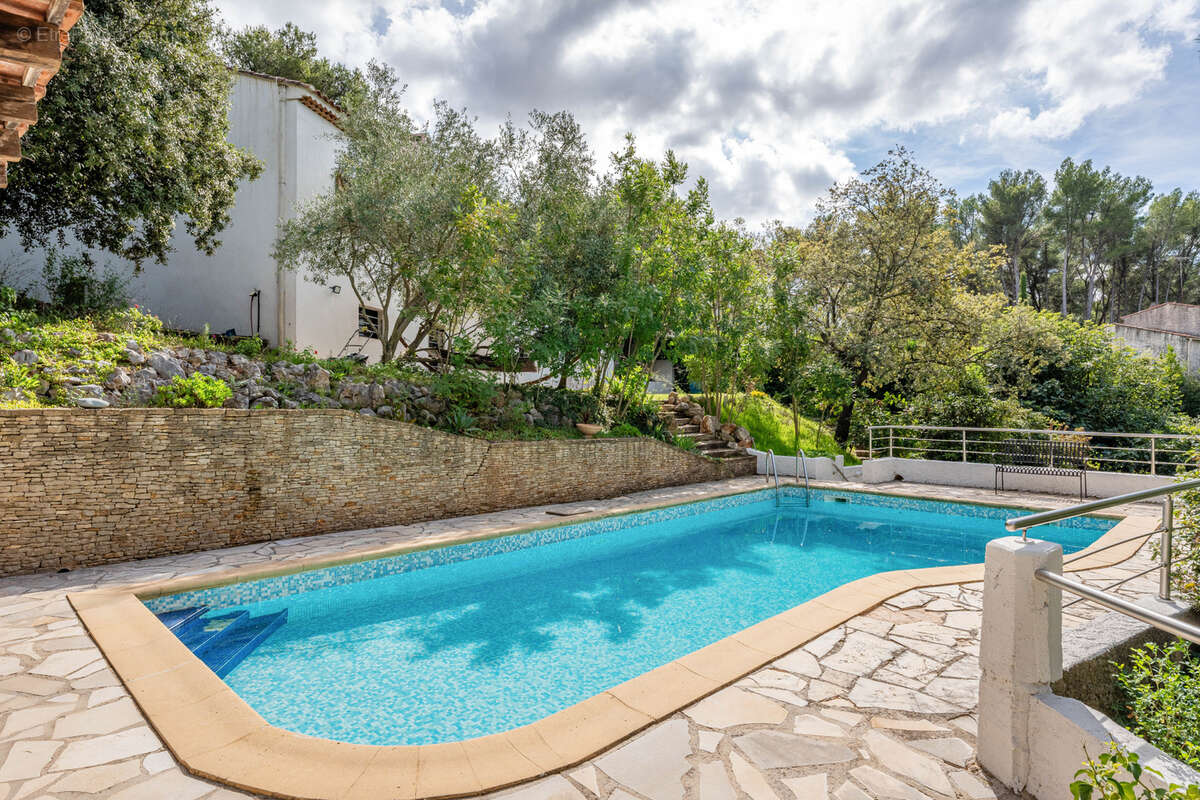 Maison à AUBAGNE