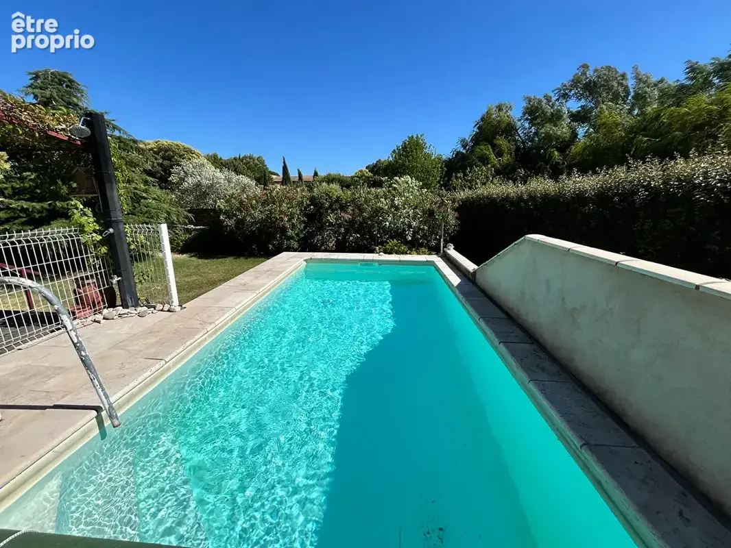 À VENDRE  Maison individuelle de plain-pied avec piscine et dépendance à Aubignan - photo 3