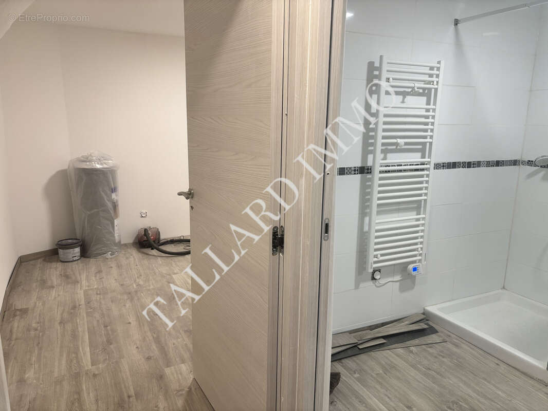 Appartement à TALLARD