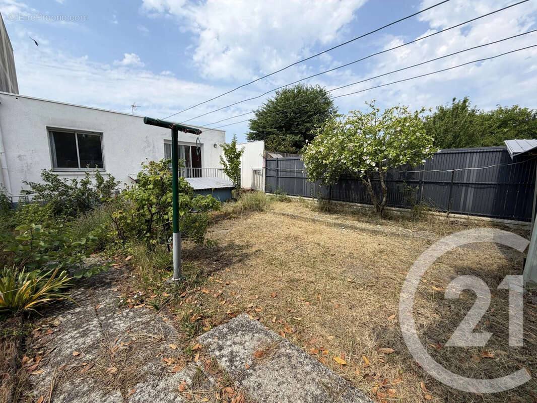 Maison 174 m² à Royan  - photo 2