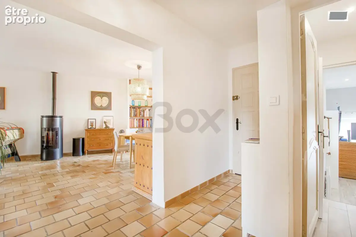SANARY SUR MER, maison de 112m2 idéalement située - photo 7