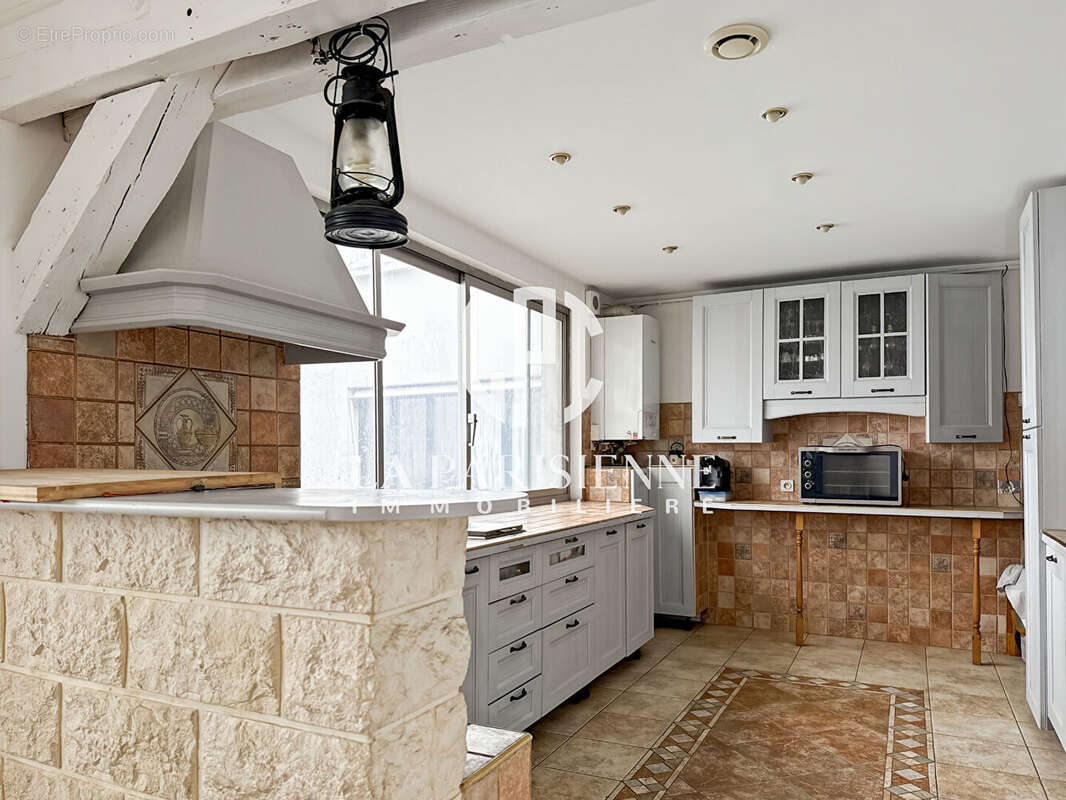 Appartement à PARIS-15E