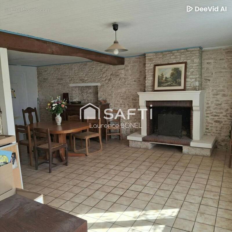 Photo 1 - Maison à SAINT-SYMPHORIEN