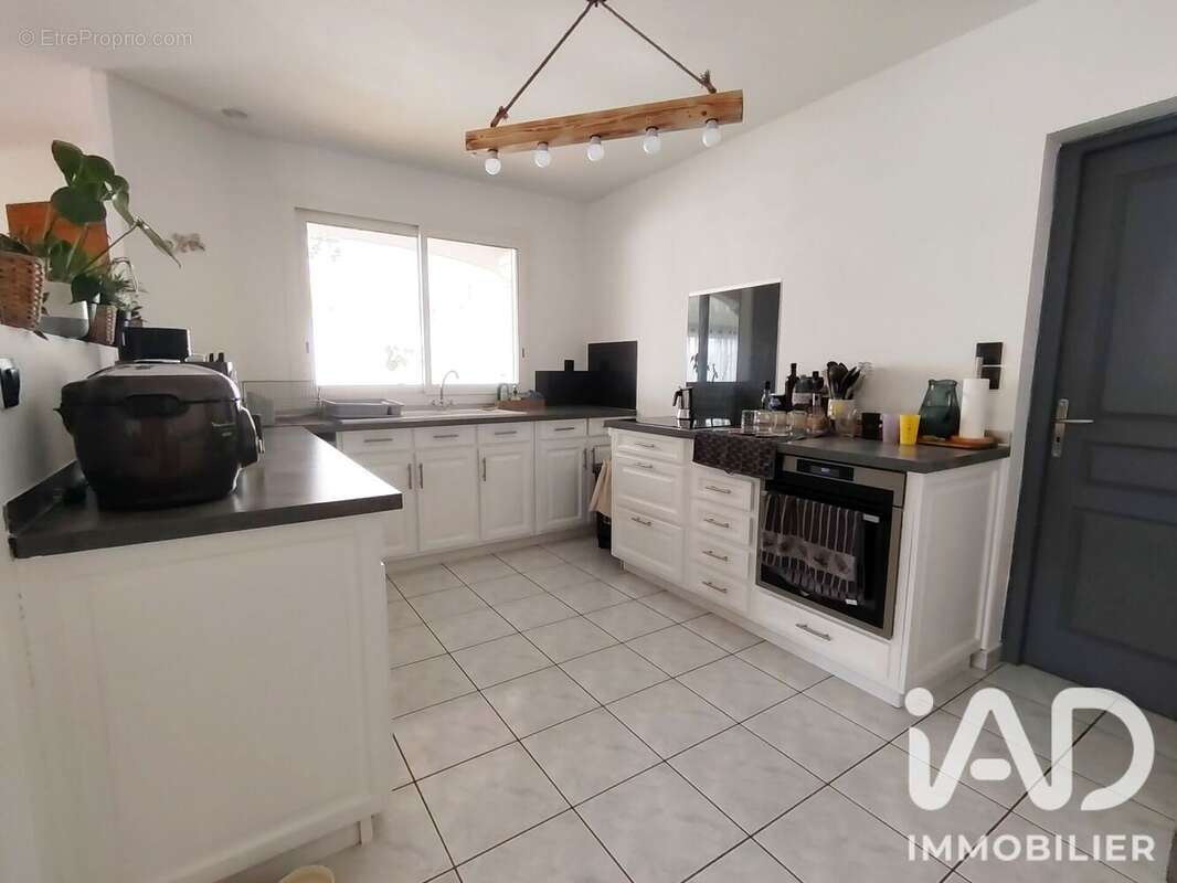 Maison 125 m² à Boutenac  - photo 6
