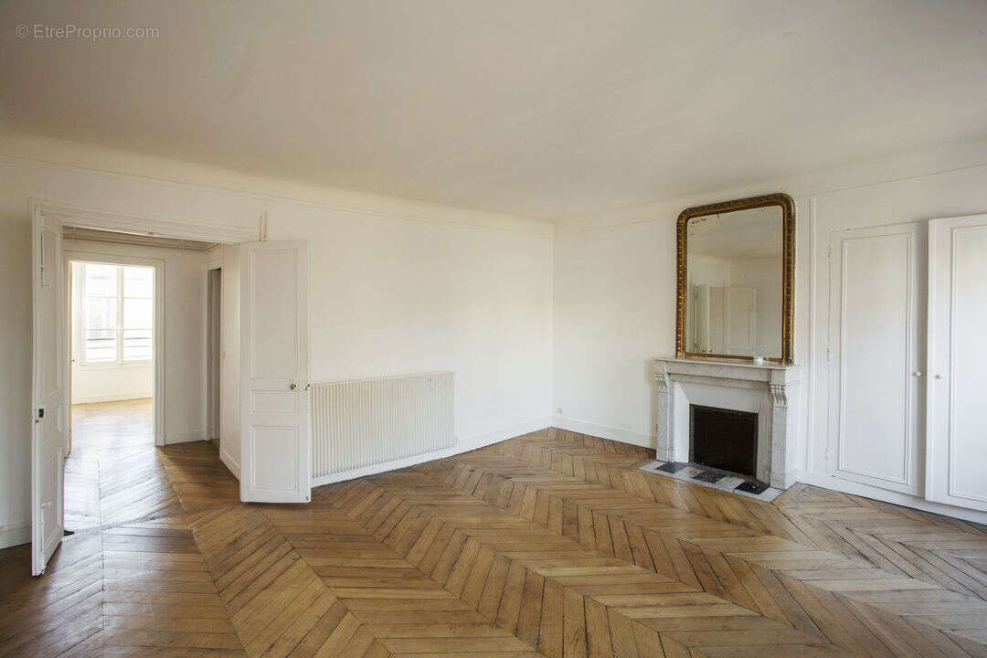 Appartement à PARIS-9E