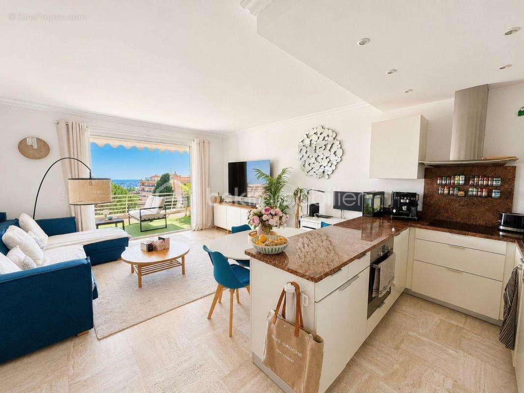Cannes basse californie - appartement 3pces  66m² - vue mer -calme - proche commerces - photo 3