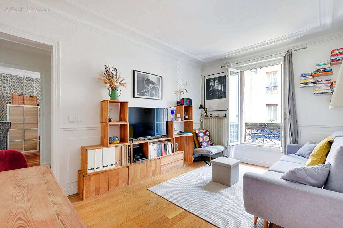 Appartement à PARIS-19E