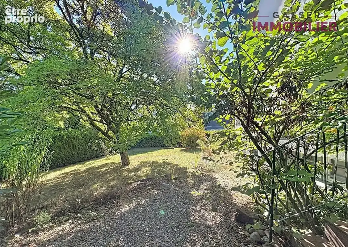 Maison de caractère de 186 m² avec 4 chambres - photo 5