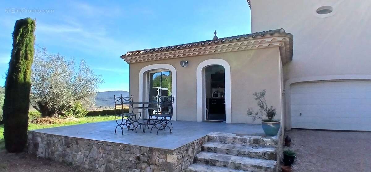 Maison à LAMALOU-LES-BAINS