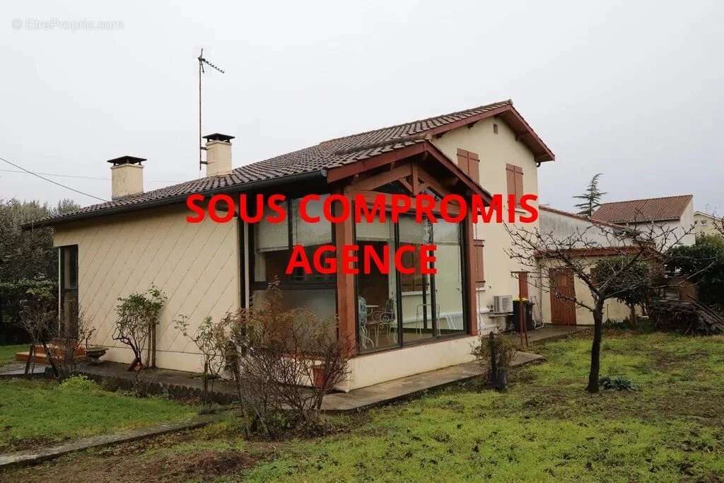 Maison à SAINT-JEAN-DU-FALGA