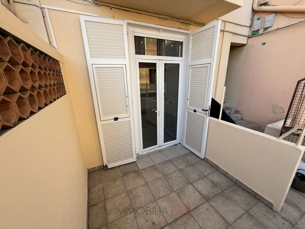 Appartement à BEAUSOLEIL