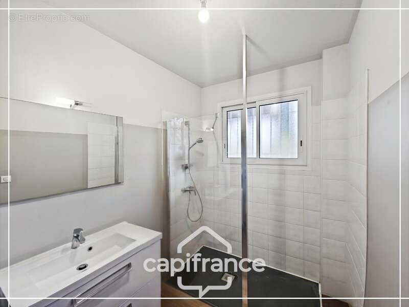 Maison à CASTELCULIER