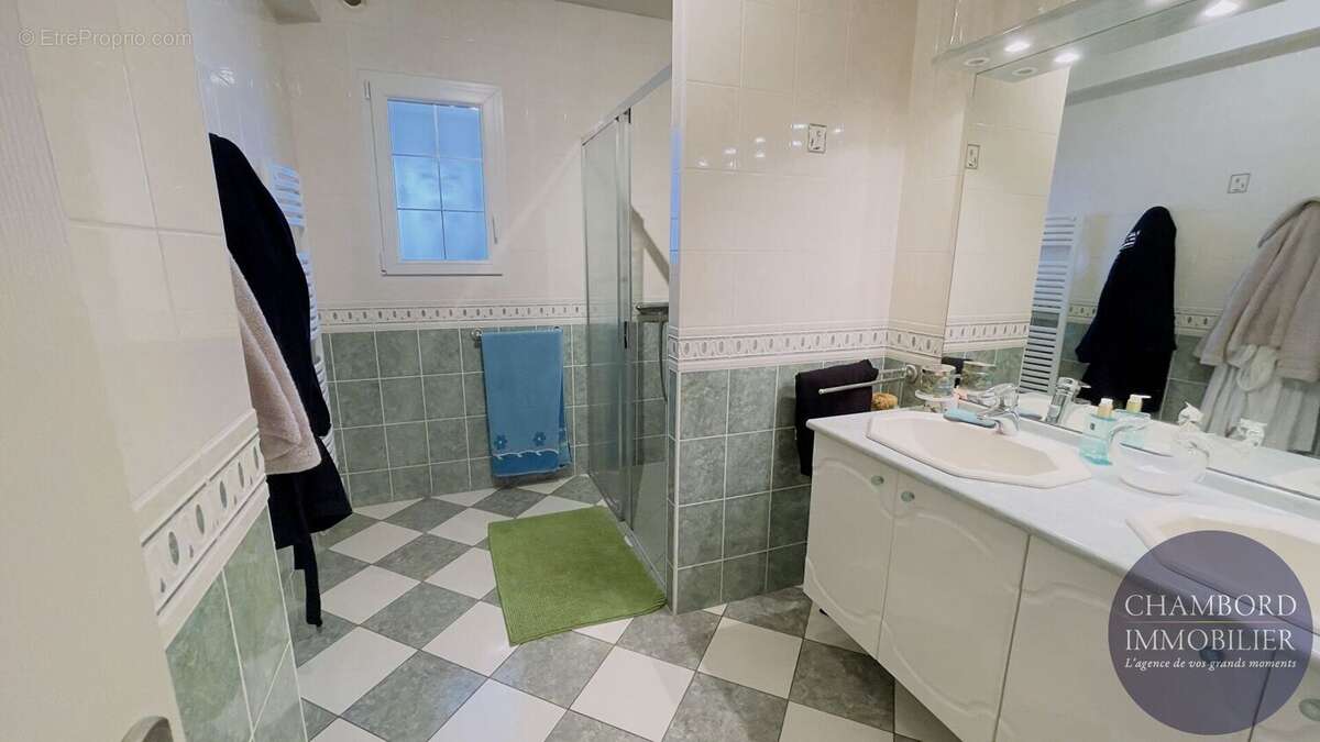 Maison spacieuse  167 m2 - Vineuil - 5 chambres - photo 7