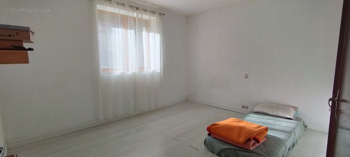 Maison à SAINT-MARTIN-DE-VALAMAS