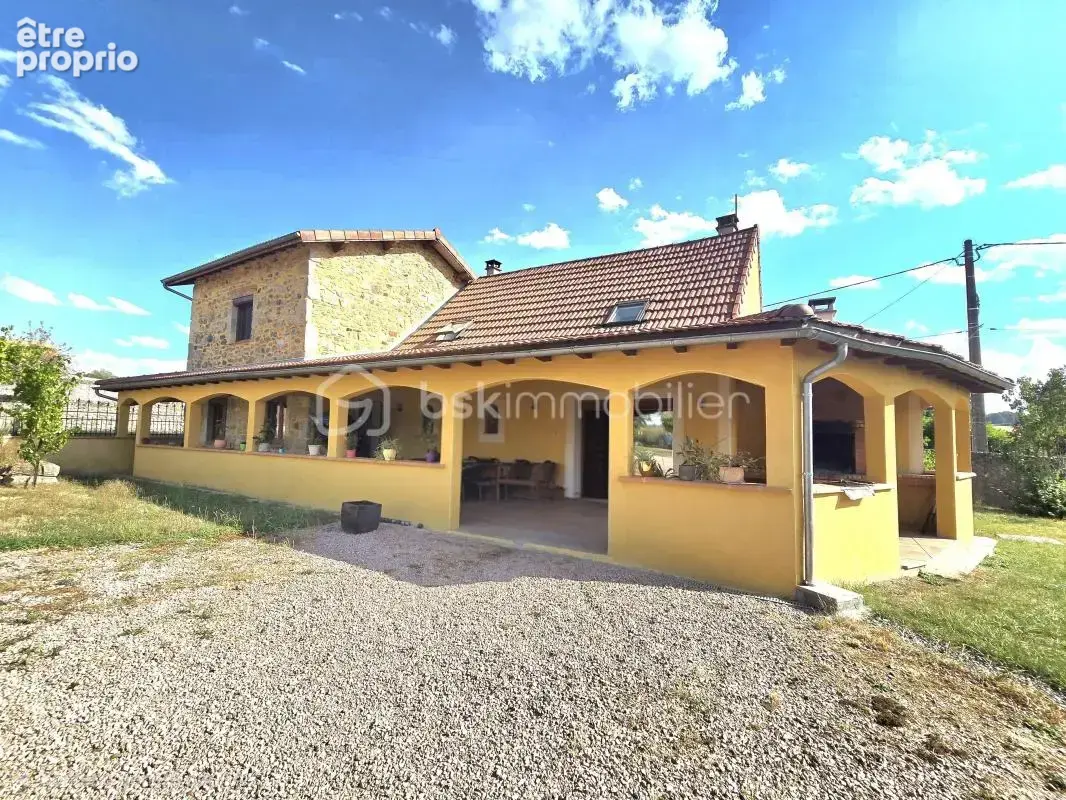 Maison à BRUGHEAS