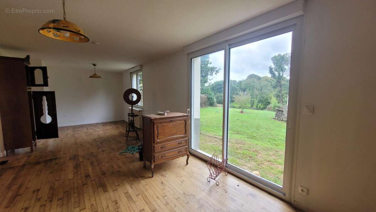 Maison à LE HAUT-CORLAY