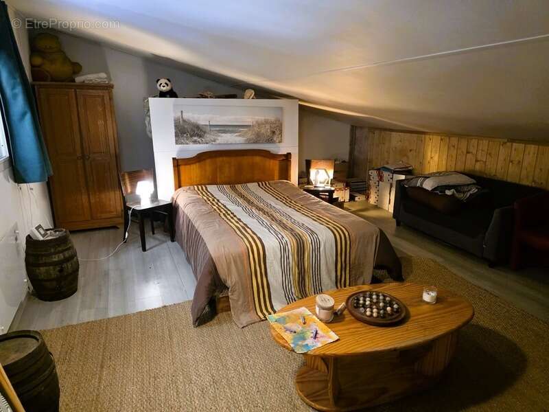 Commerce à LE GRAND-VILLAGE-PLAGE