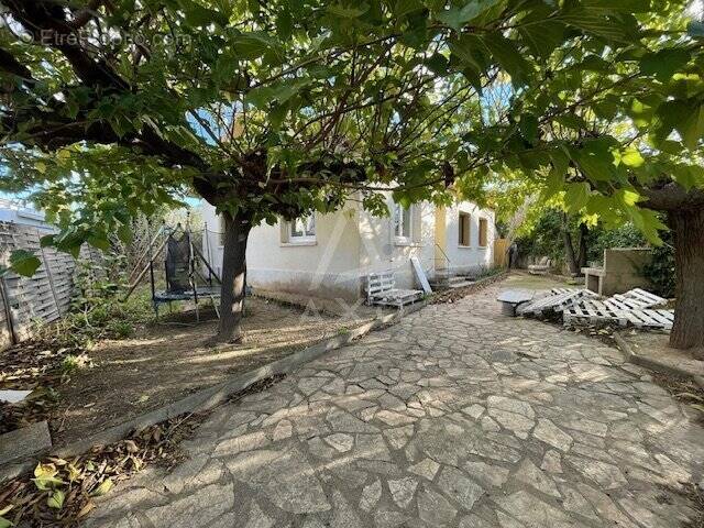 Maison à SAINT-ANDRE-DE-SANGONIS