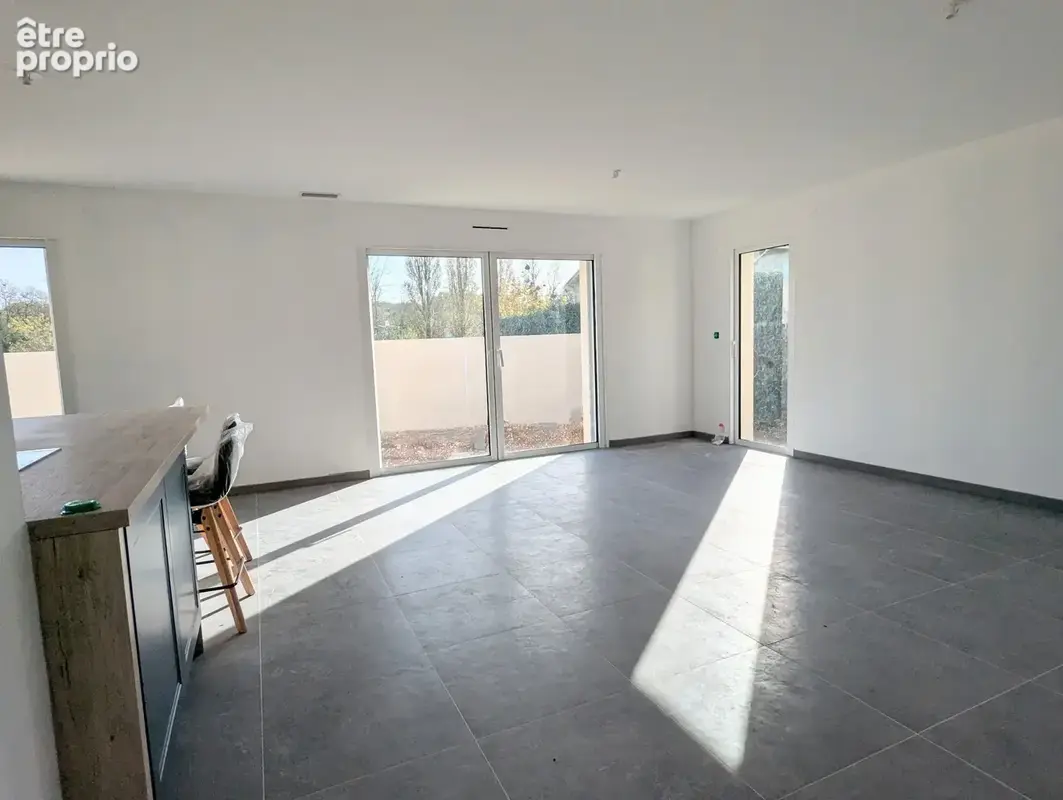 Maison à vendre FLEAC Maison neuve avec un grand espace de vie, quatre chambres et garage - photo 4