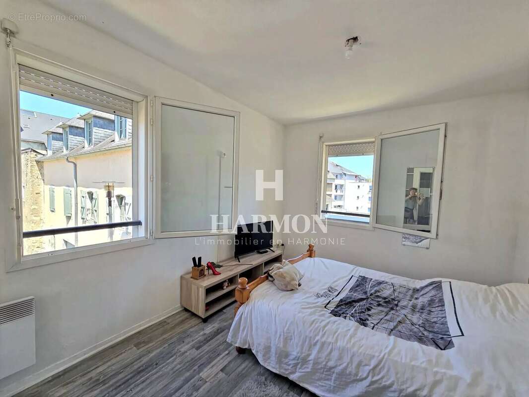 Maison T5 en centre ville d'Oloron - photo 5