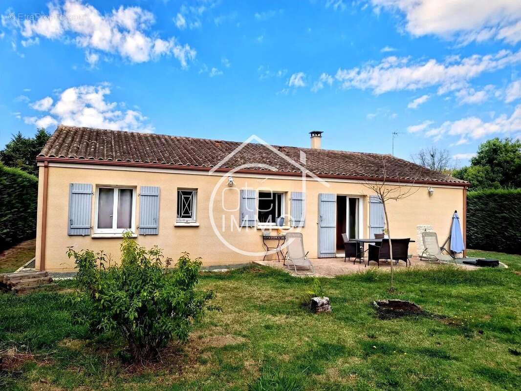 Maison à PRIGONRIEUX