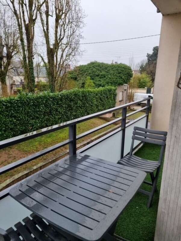 Appartement à SAINT-PRYVE-SAINT-MESMIN