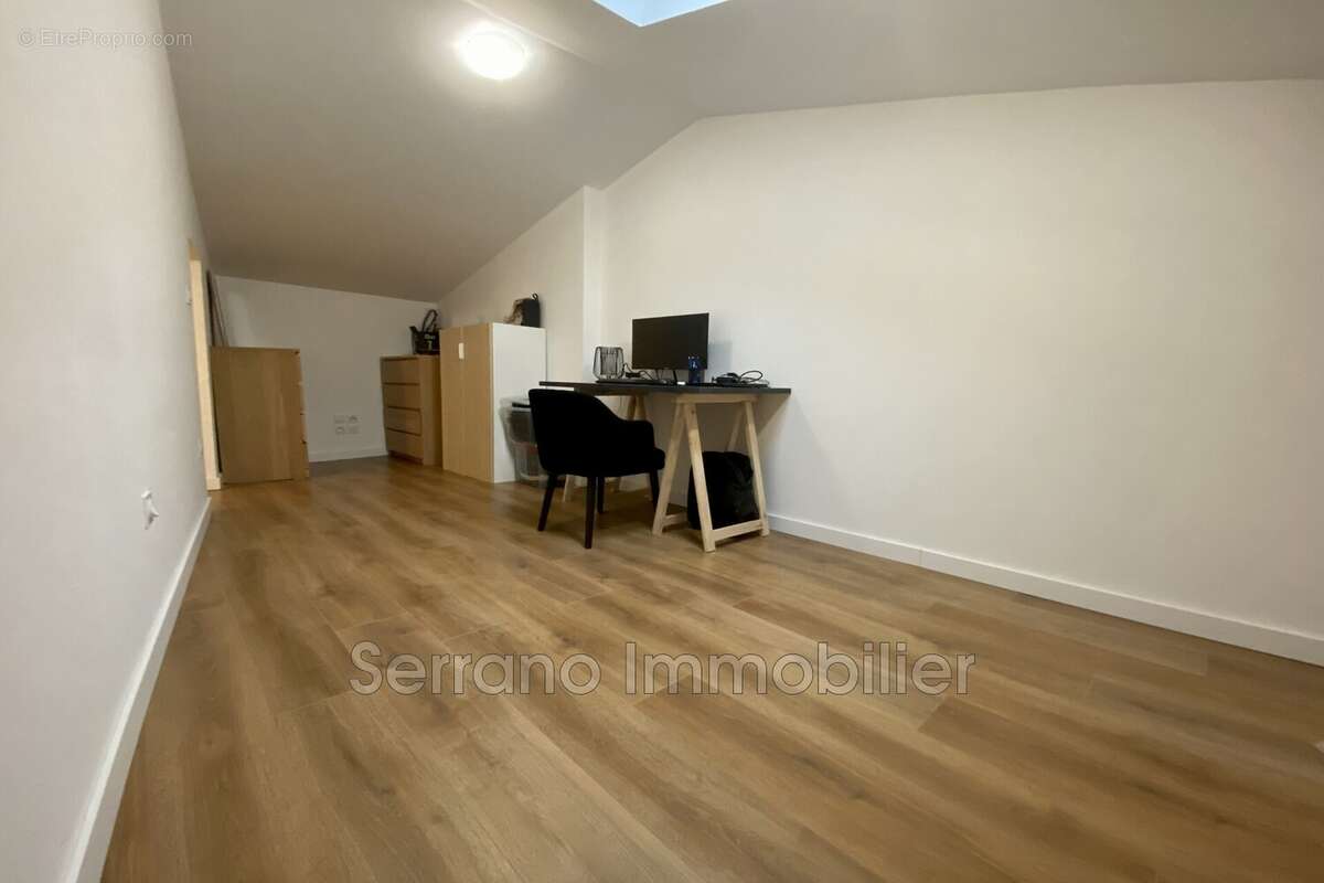 Maison 55 m² à Sernhac  - photo 5