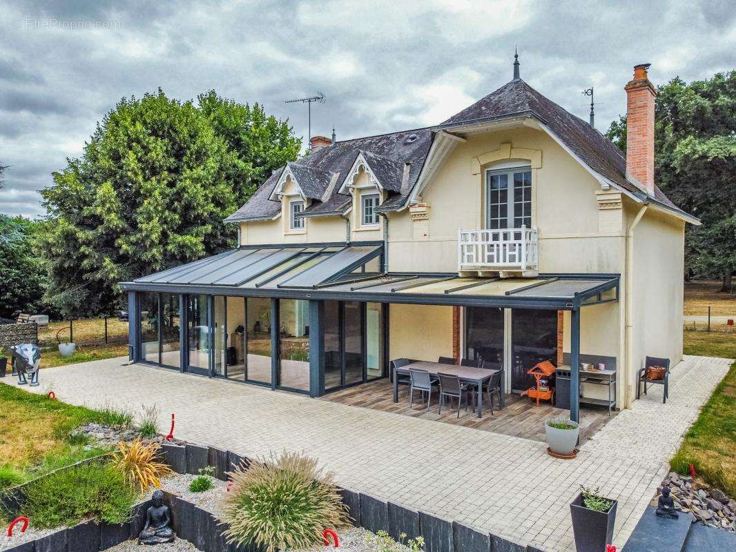 Maison à SABLE-SUR-SARTHE