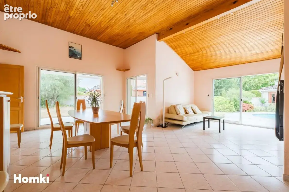 Maison/Villa T5 de 162 m² Imp. André Navarra à Toulouse 31100 - photo 2