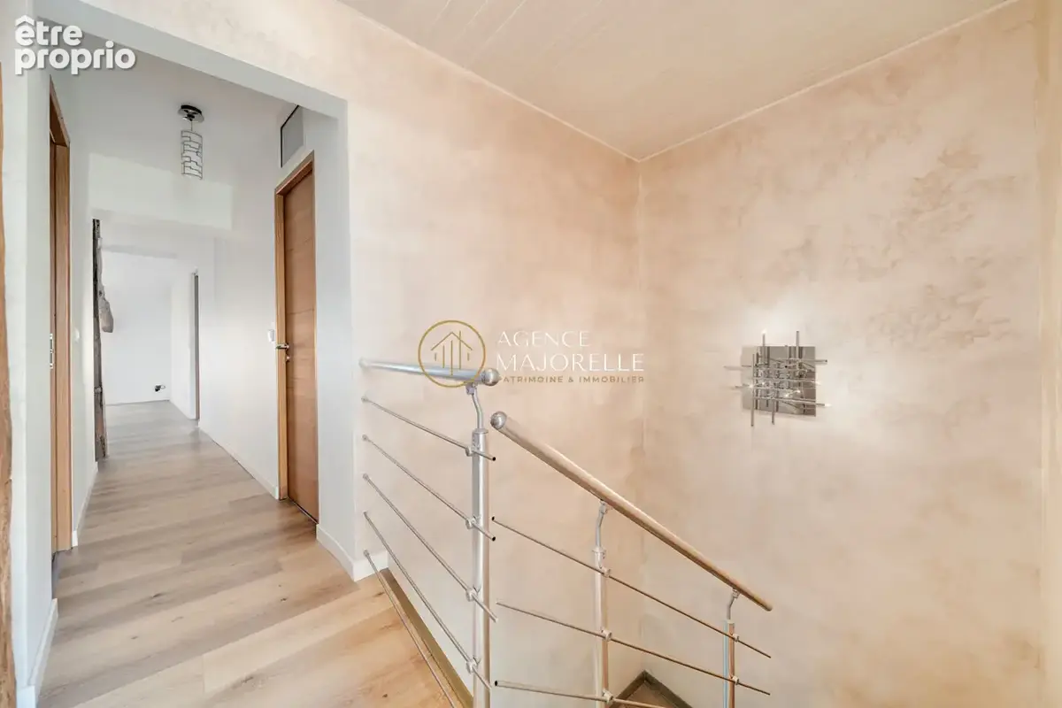 Le charme de l'ancien, le confort contemporain, le tout sans travaux ! - photo 8
