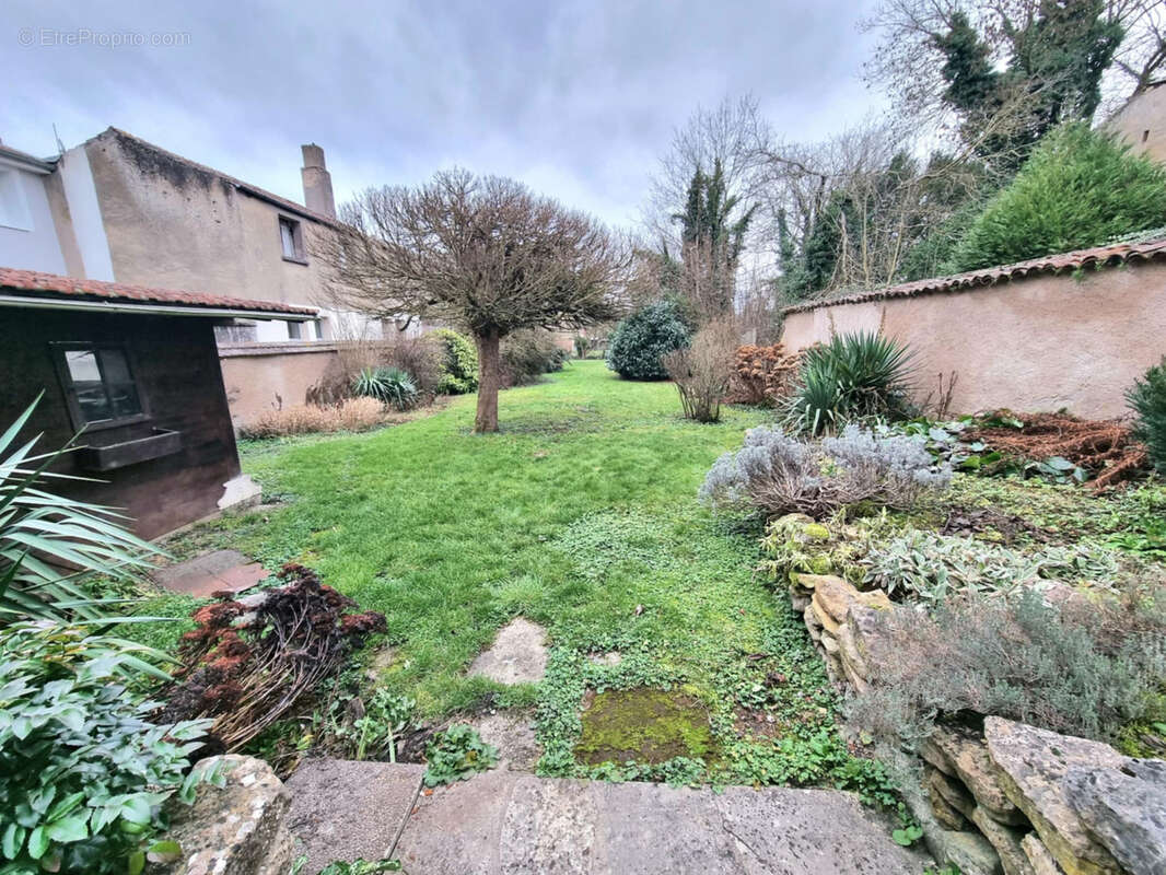 Appartement à CHATEAU-SALINS