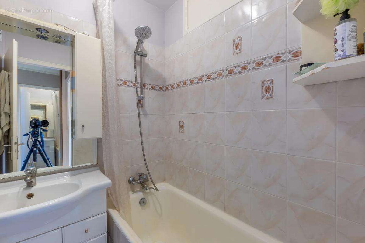 Appartement à SAINTE-FOY-LES-LYON