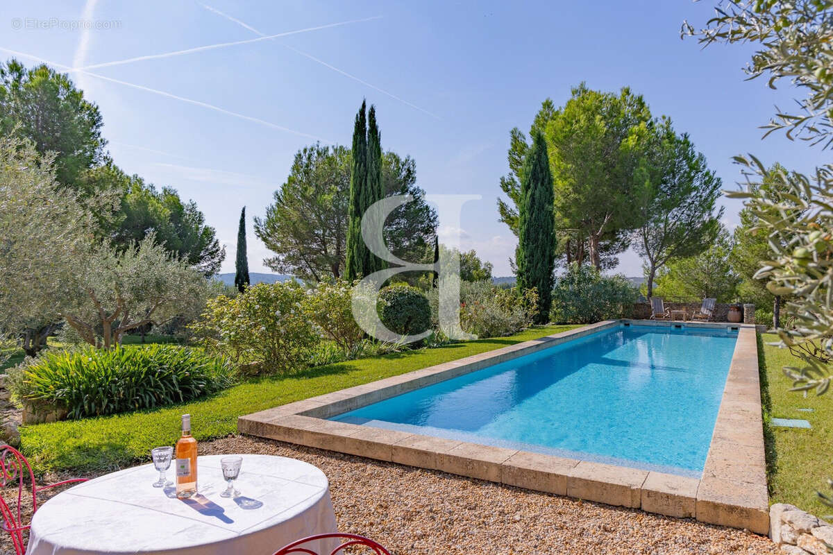 Maison à MAUSSANE-LES-ALPILLES