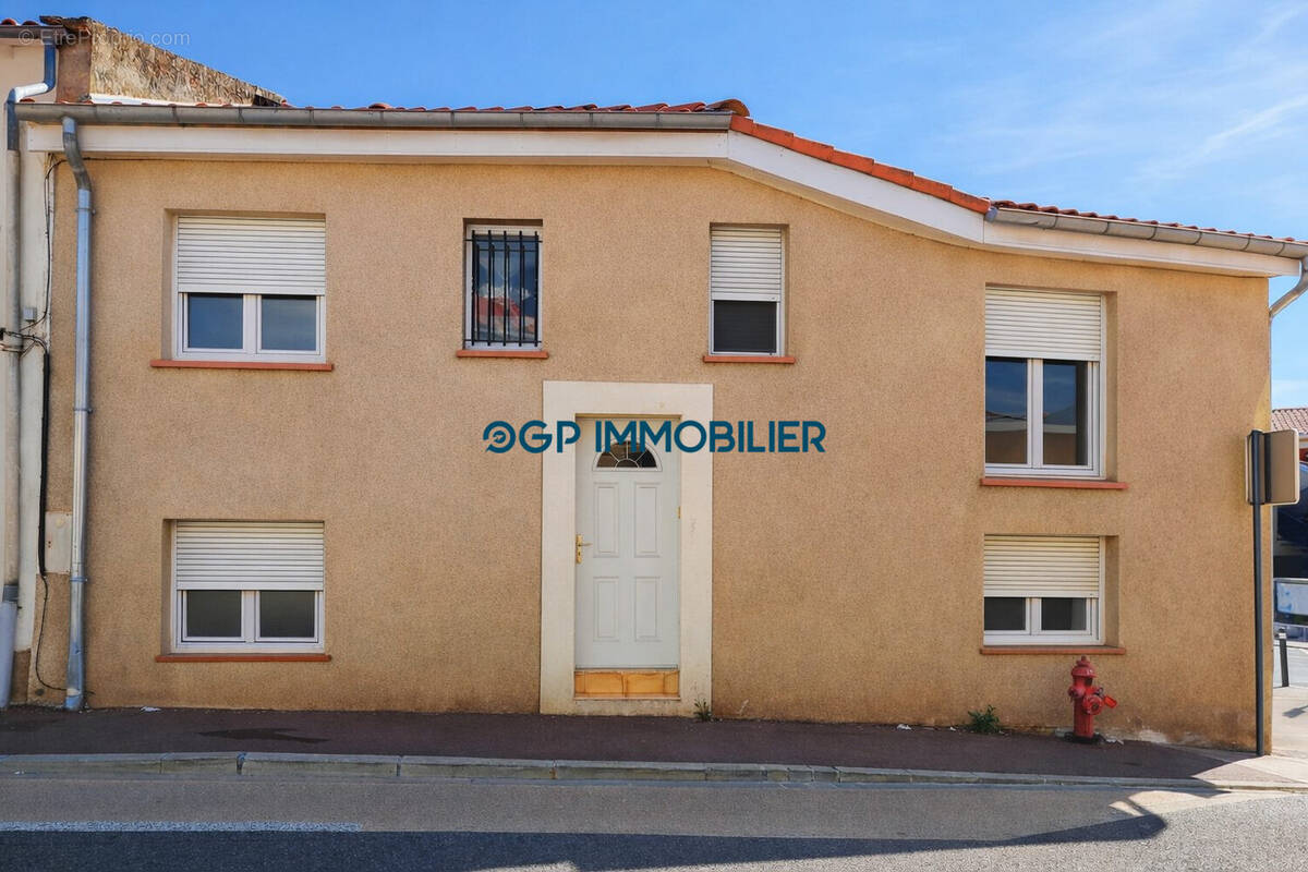 Maison à BRUGUIERES