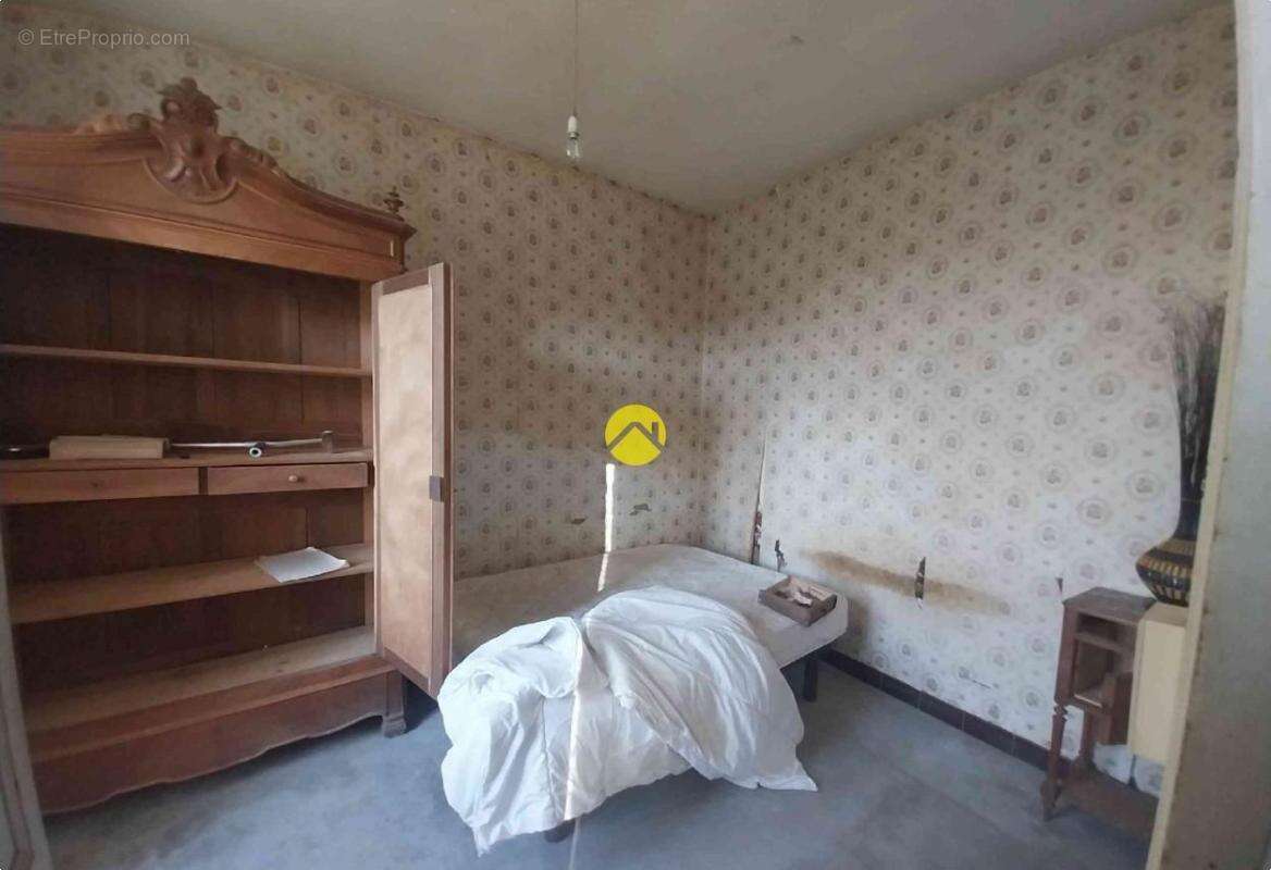 Maison à GROSSOUVRE