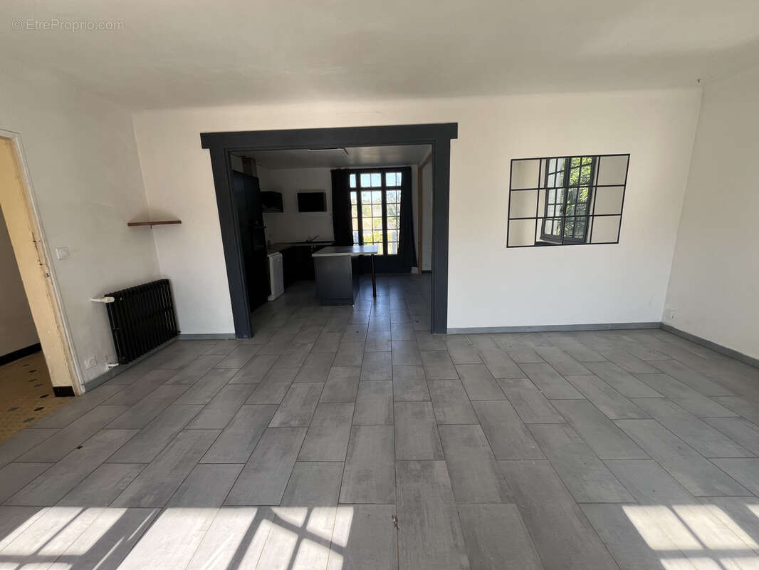 Maison à SAINT-JEAN-DE-THOUARS