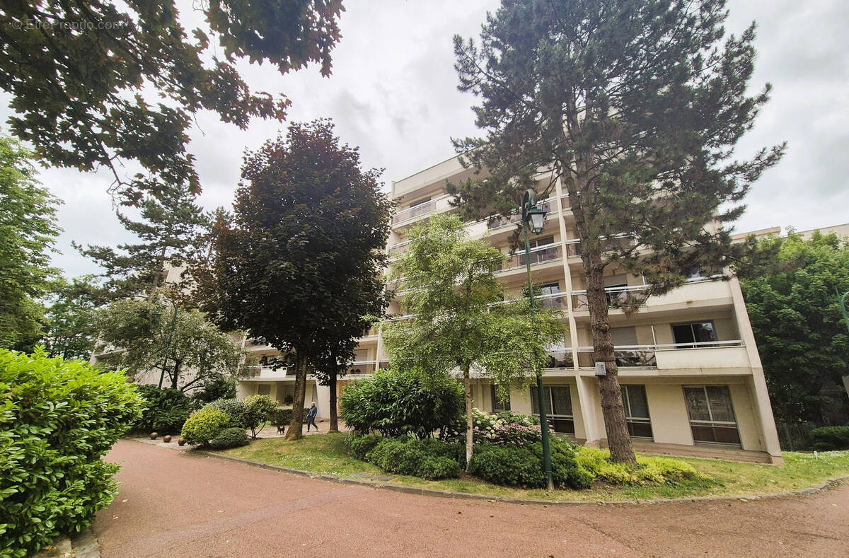 Appartement à NOGENT-SUR-MARNE