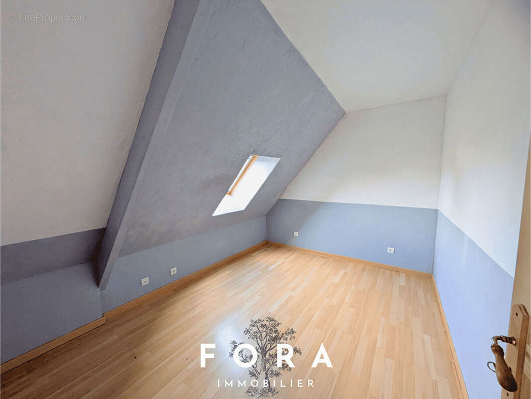 Maison à CONDE-SUR-NOIREAU