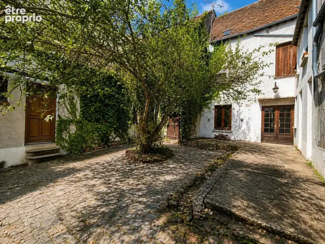 Maison de ville à rénover - photo 7